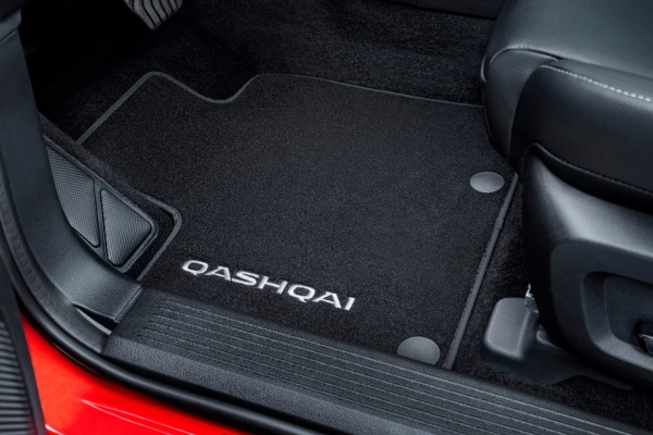Nissan Qashqai Kadife Paspas